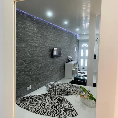 別荘 The Cedar Tree セッテ・シダーデス